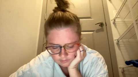 angeloflight273360 @ chaturbate on 20241107