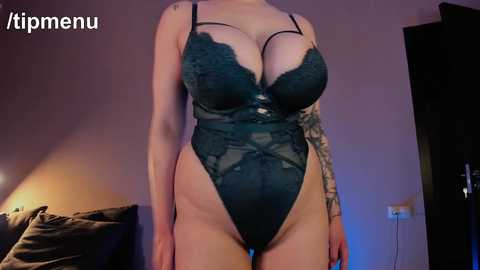 joliejoy @ chaturbate on 20241107