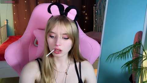 luciaostin @ chaturbate on 20241107