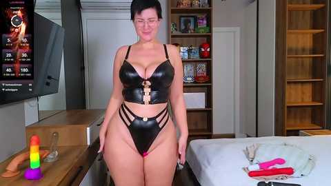 curvyjules69 @ chaturbate on 20241108