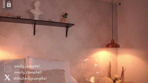 emiilycampbell @ chaturbate on 20241108