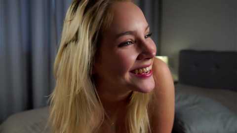 lipswithsmileonthem @ chaturbate on 20241109