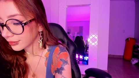thecosmicgirl @ chaturbate on 20241109