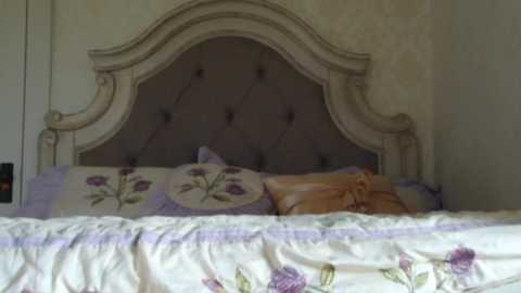 littlegreekflower @ chaturbate on 20241110