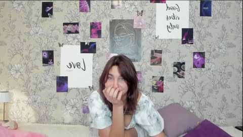 emma_saf @ chaturbate on 20241111