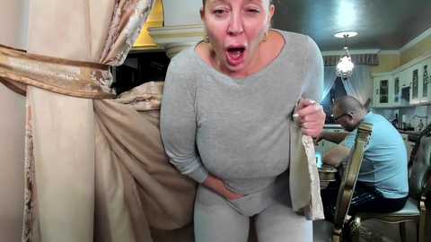 tunderose @ chaturbate on 20241111