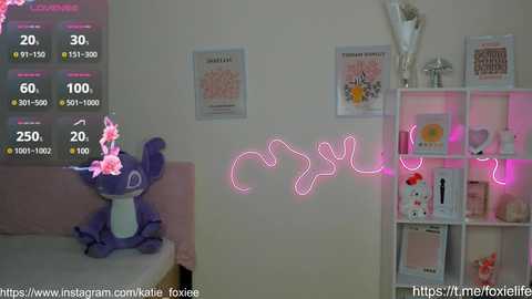 katiefoxie @ chaturbate on 20241112