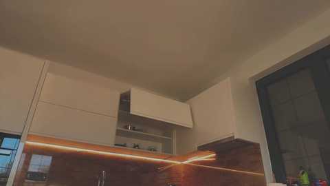 tatti_1 @ chaturbate on 20241112