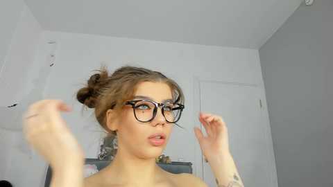 jenie_fire @ chaturbate on 20241114