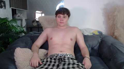 sw33tie_tom @ chaturbate on 20241116