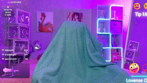 olivia_shy_ @ chaturbate on 20241117