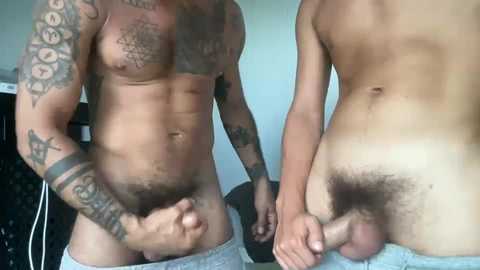 2bigcocksforu @ chaturbate on 20241118