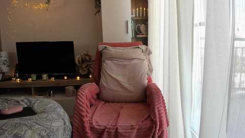 bestgirl_ofthe_neighborhood @ chaturbate on 20241118