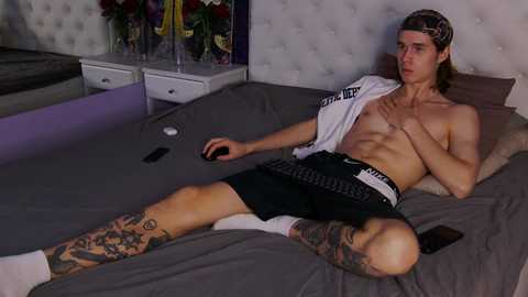 butterr_cupp @ chaturbate on 20241118