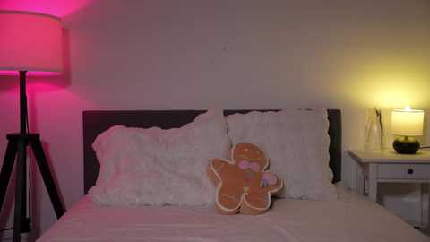 ezra @ chaturbate on 20241118