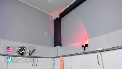 alison_miller9 @ chaturbate on 20241119