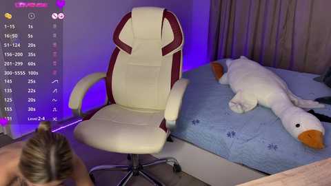 charming__kitty @ chaturbate on 20241119