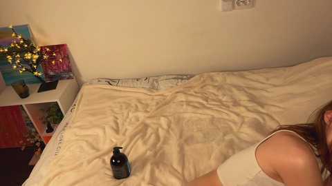 innocent_melissa @ chaturbate on 20241119