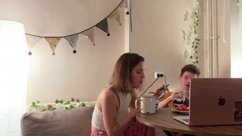 di_n_alex @ chaturbate on 20241121