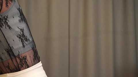 harrieteasley @ chaturbate on 20241121