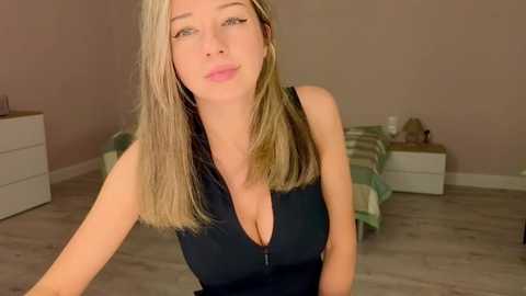 lenamuti @ chaturbate on 20241121