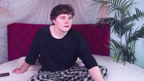 sw33tie_tom @ chaturbate on 20241121