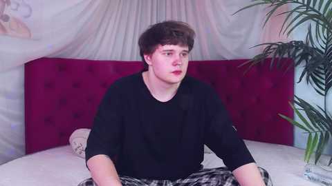 sw33tie_tom @ chaturbate on 20241121