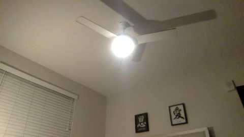 _natycutei19 @ chaturbate on 20241122