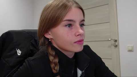 abby_laker @ chaturbate on 20241122
