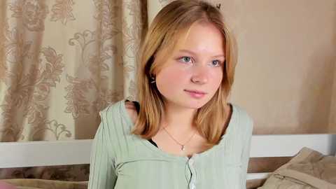 aliceadamss @ chaturbate on 20241122