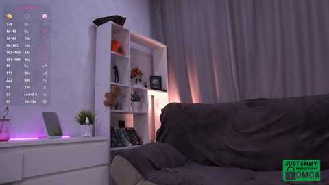 just_emmy @ chaturbate on 20241123