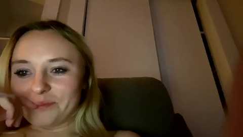 lilbit221 @ chaturbate on 20241123