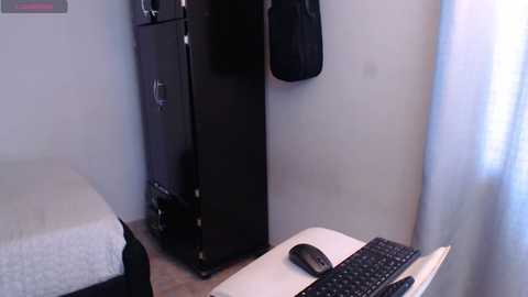 derek_group @ chaturbate on 20241124