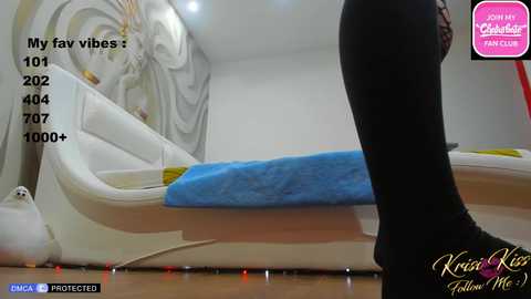 krisi_kiss @ chaturbate on 20241124