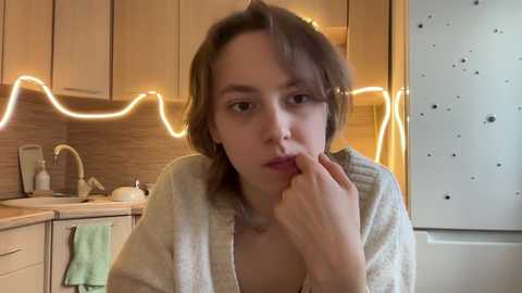 holydori @ chaturbate on 20241126