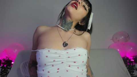 breeding_material @ chaturbate on 20241128