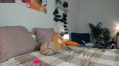 hinatabroks @ chaturbate on 20241129
