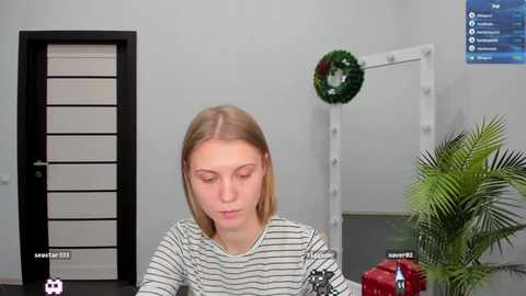 phoebepaw @ chaturbate on 20241129