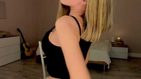 lenamuti @ chaturbate on 20241130