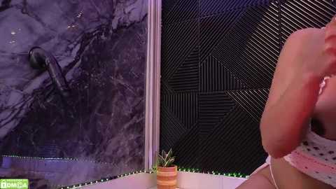 nicollbashel @ chaturbate on 20241130