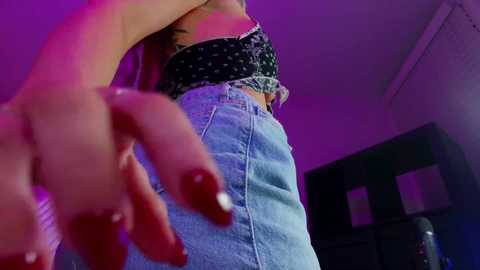 oliviaowens @ chaturbate on 20241130