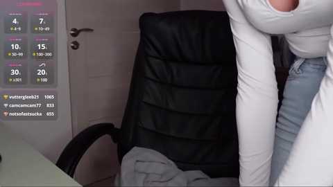 abby_laker @ chaturbate on 20241201