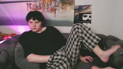 sw33tie_tom @ chaturbate on 20241201