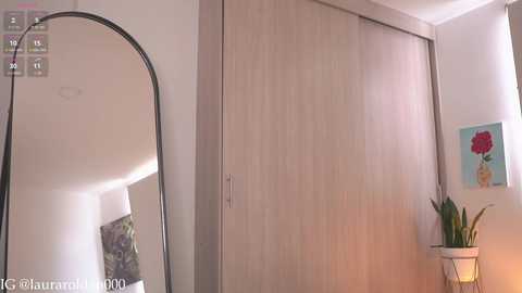 laura_roldan @ chaturbate on 20241204