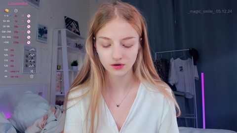 _magic_smile_ @ chaturbate on 20241205