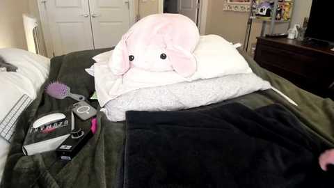 eve003300 @ chaturbate on 20241207