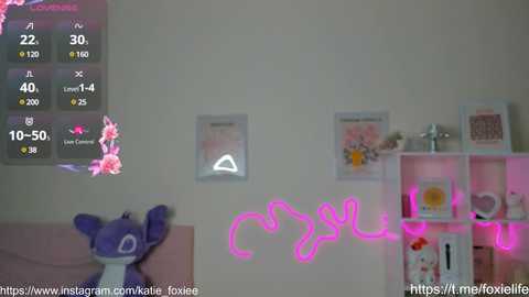 katiefoxie @ chaturbate on 20241207