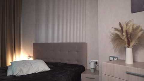 gold_blond @ chaturbate on 20241209