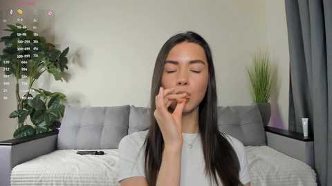 nicoleluuv @ chaturbate on 20241209