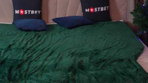 anabel2054 @ chaturbate on 20241210